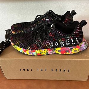 Brand new war ones… Was not my style size 10 women’s